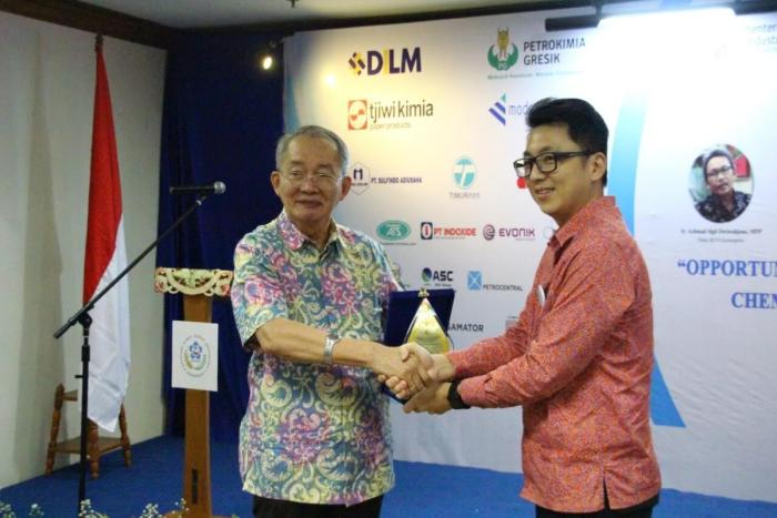 Ketua AKIDA-bersama-Bp.-Drs.-Kresnayana-Yahya-MSc